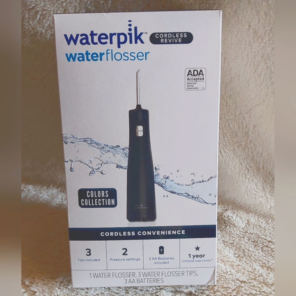 🌺 NIB Waterpik Cordless Revive Water Flosser in Black